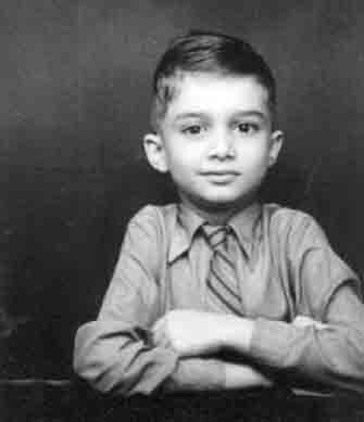 My dad, date unknown but say aged 5 (1936)