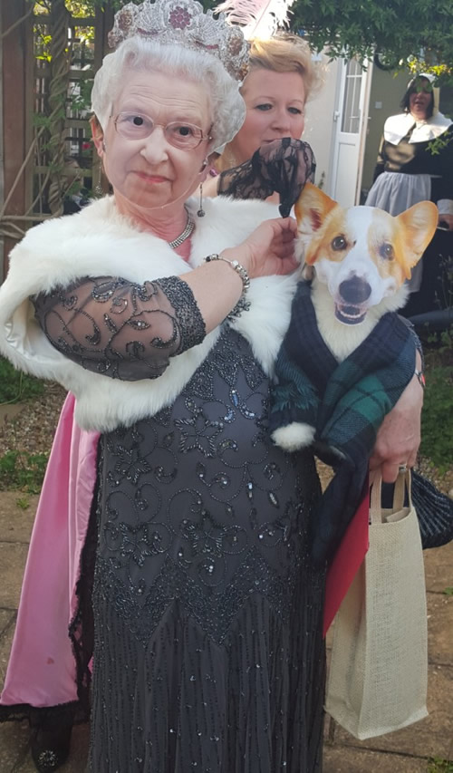 Marrion as The Queen